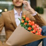 Tips for Guys Before They Buy Flowers for Their Girlfriends